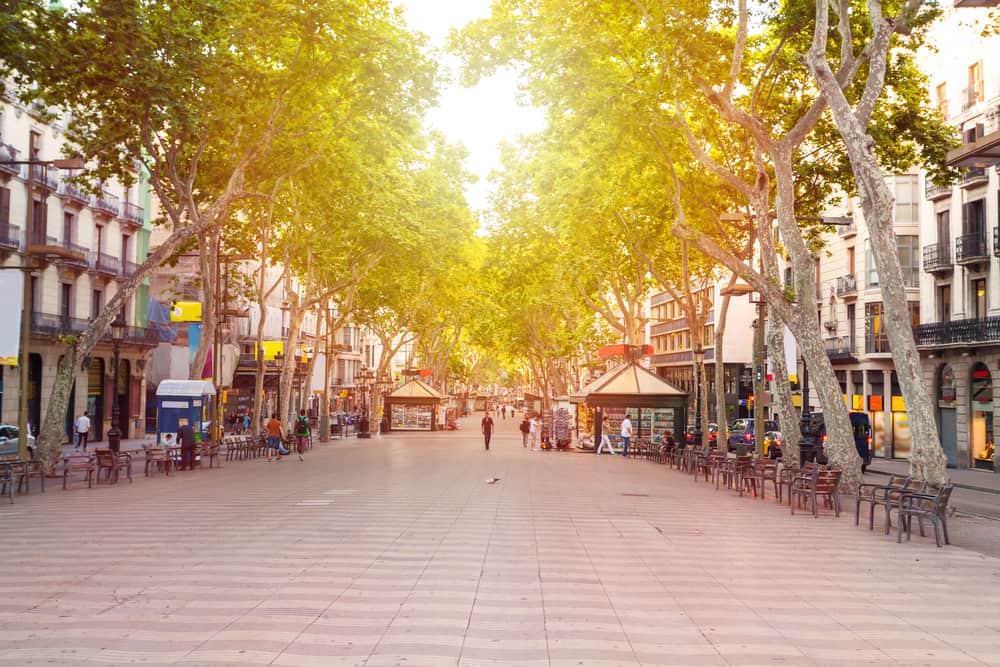 La Rambla er nok den mest populære gade i Barcelona. 